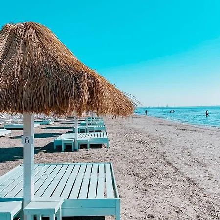 Pink 23 By Sea View Apartment Navodari